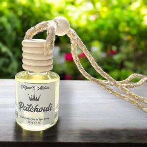 Patchouli Scented Hanging Glass Car Oil Diffuser Freshener 8ml